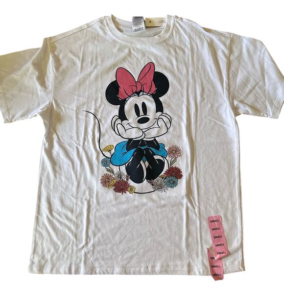 Disney Tops - Disney Women’s White Embroidered Minnie T-Shirt size Small NWT